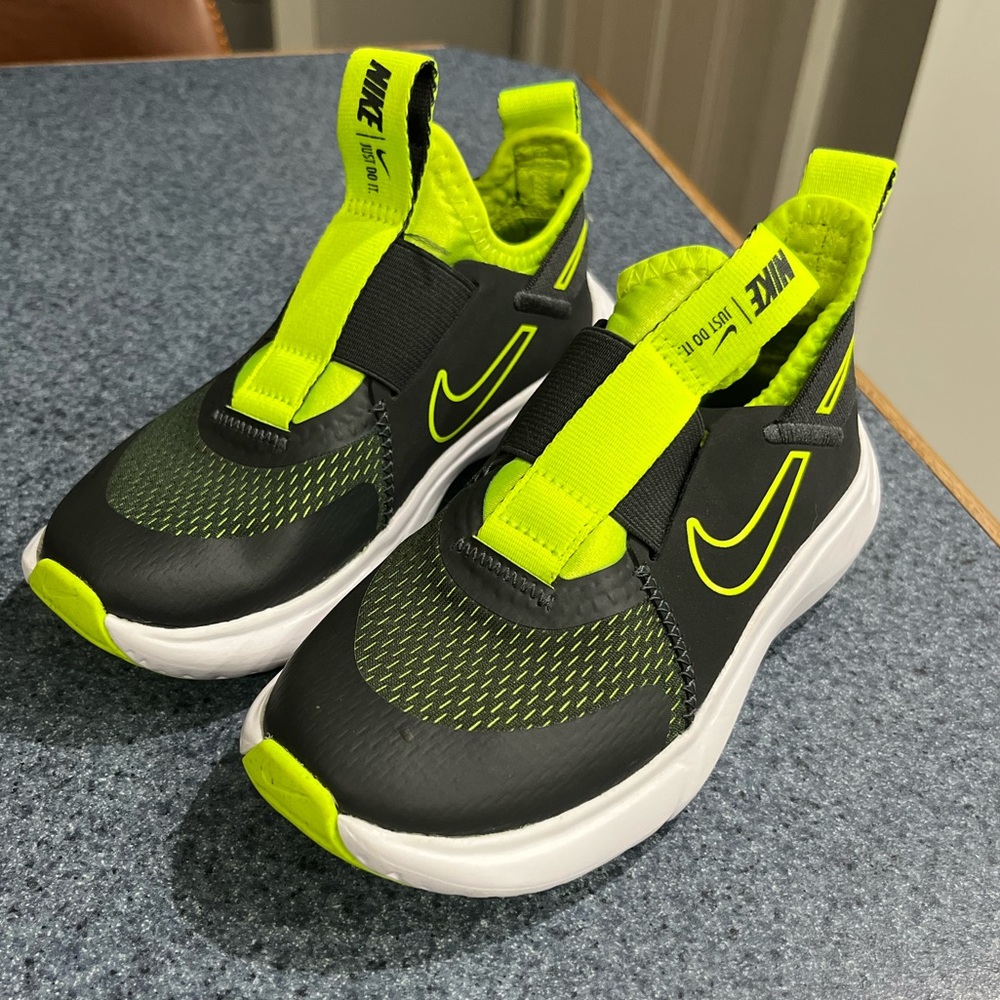 Brand new Nikes size 11